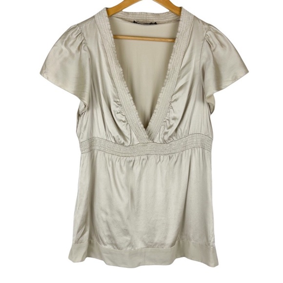 BCBGMaxAzria Satin Deep V Flutter Sleeve Silk Beige Top Size Medium - Picture 1 of 8